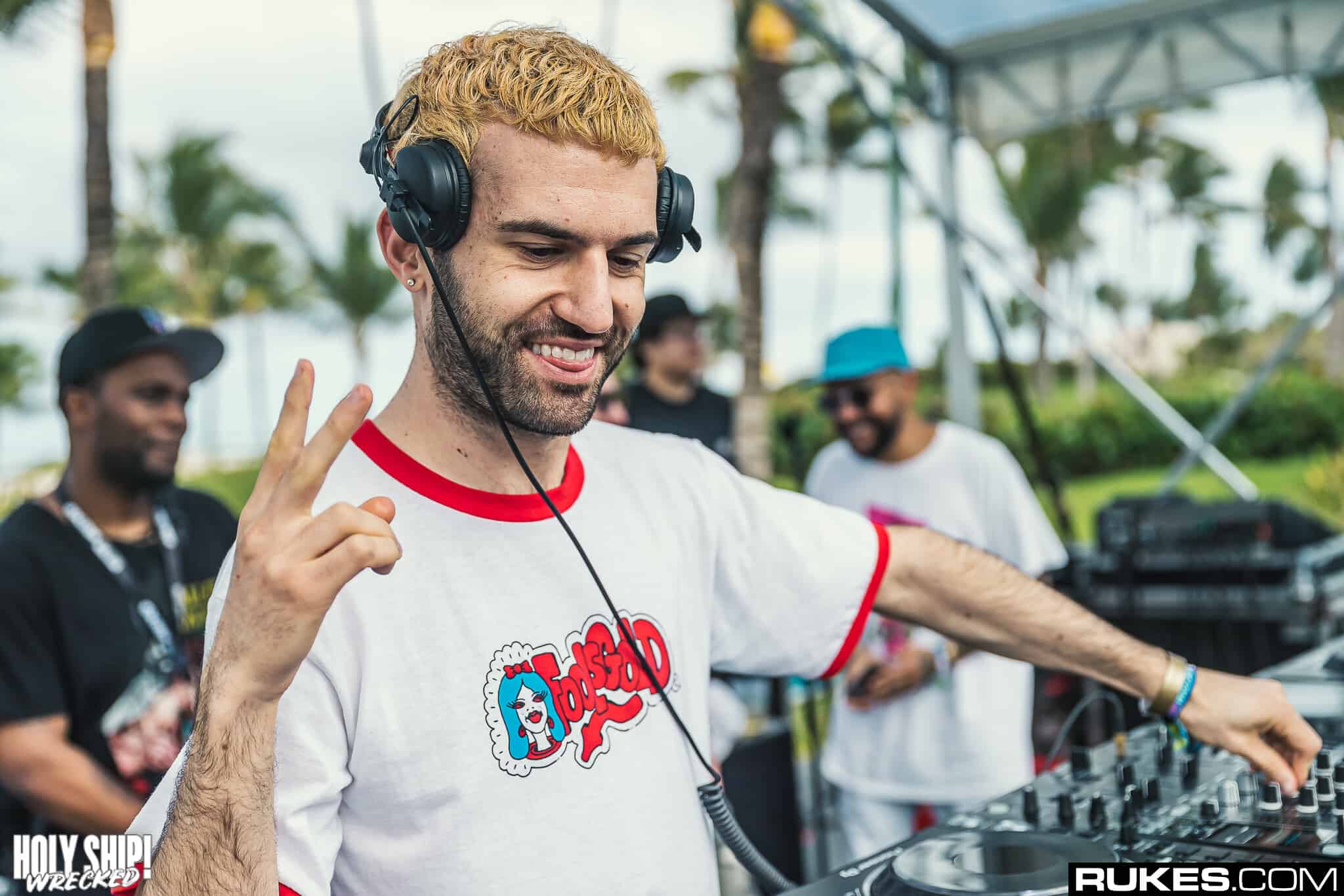 A-Trak and Friend Within definitely 'Know Each Other' as they reunite for their groovy single: Listen
