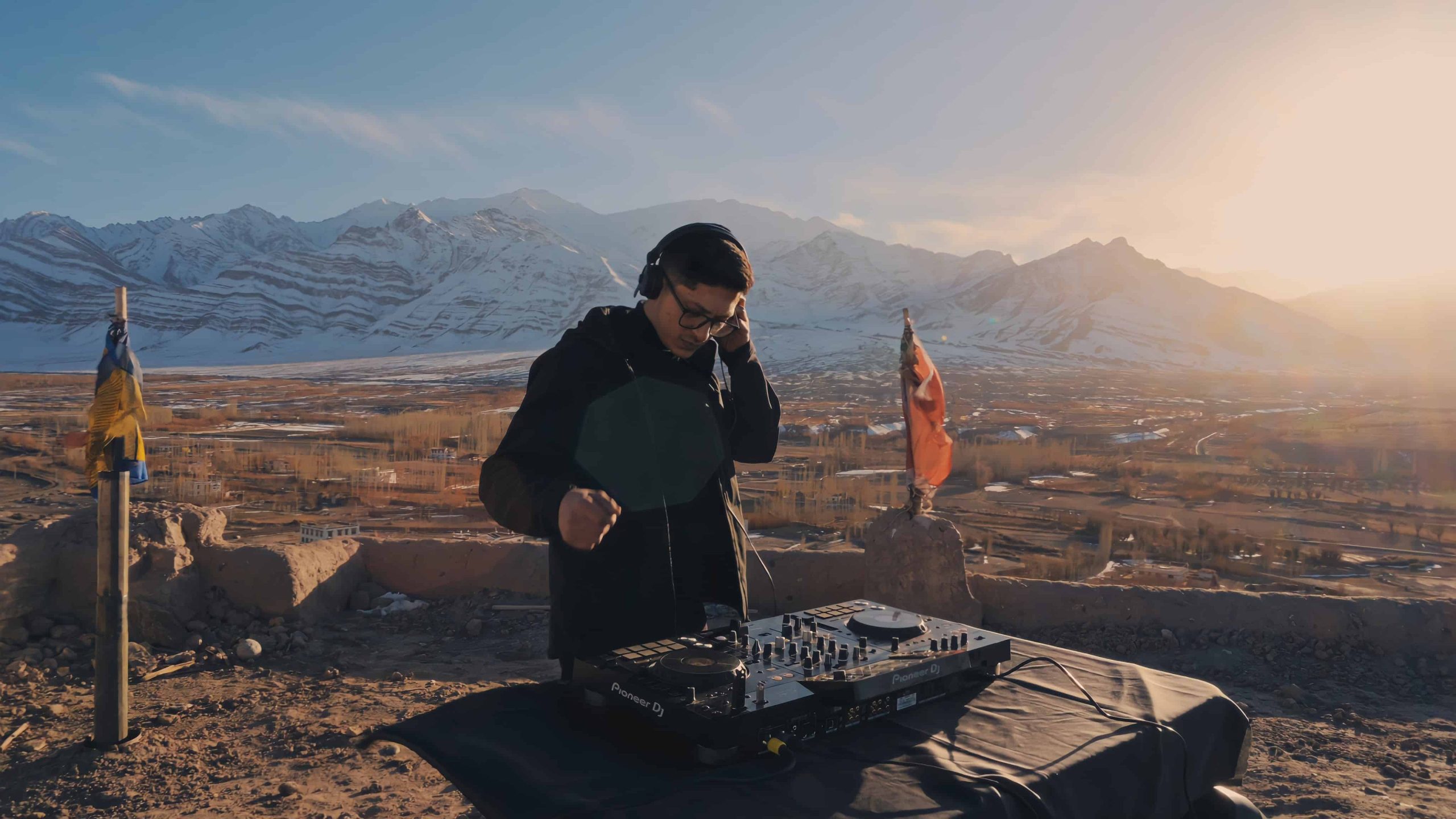 Kaamin performs liveset from Stakna Monastery in Ladakh, India for first edition of Hideout series