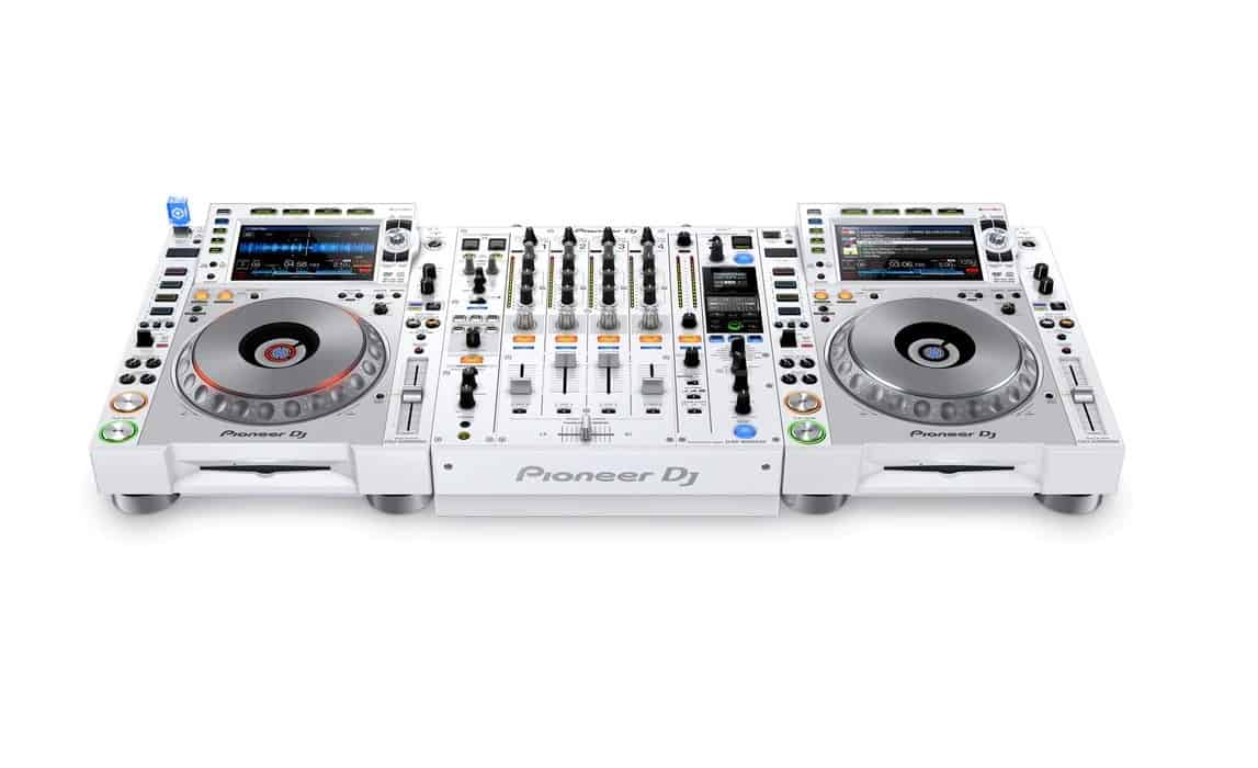 Pioneer CDJ 3000 DJM-900NXS2