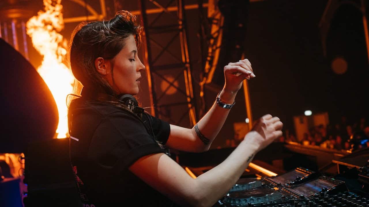 Charlotte de Witte closes out KNTXT stage at Tomorrowland in style: Watch