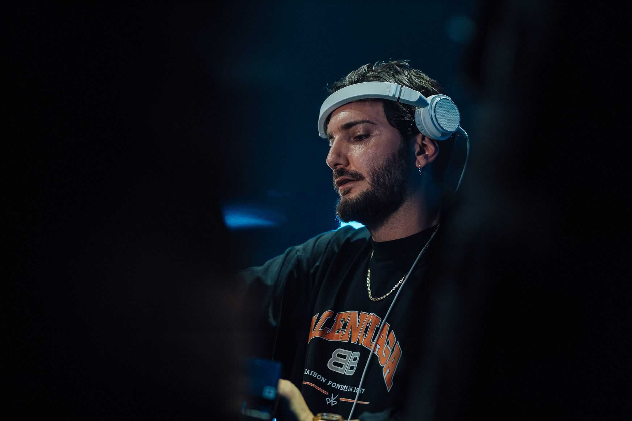 Alesso stuns with Eclipse set at Tomorrowland 2022 Weekend 2: Watch