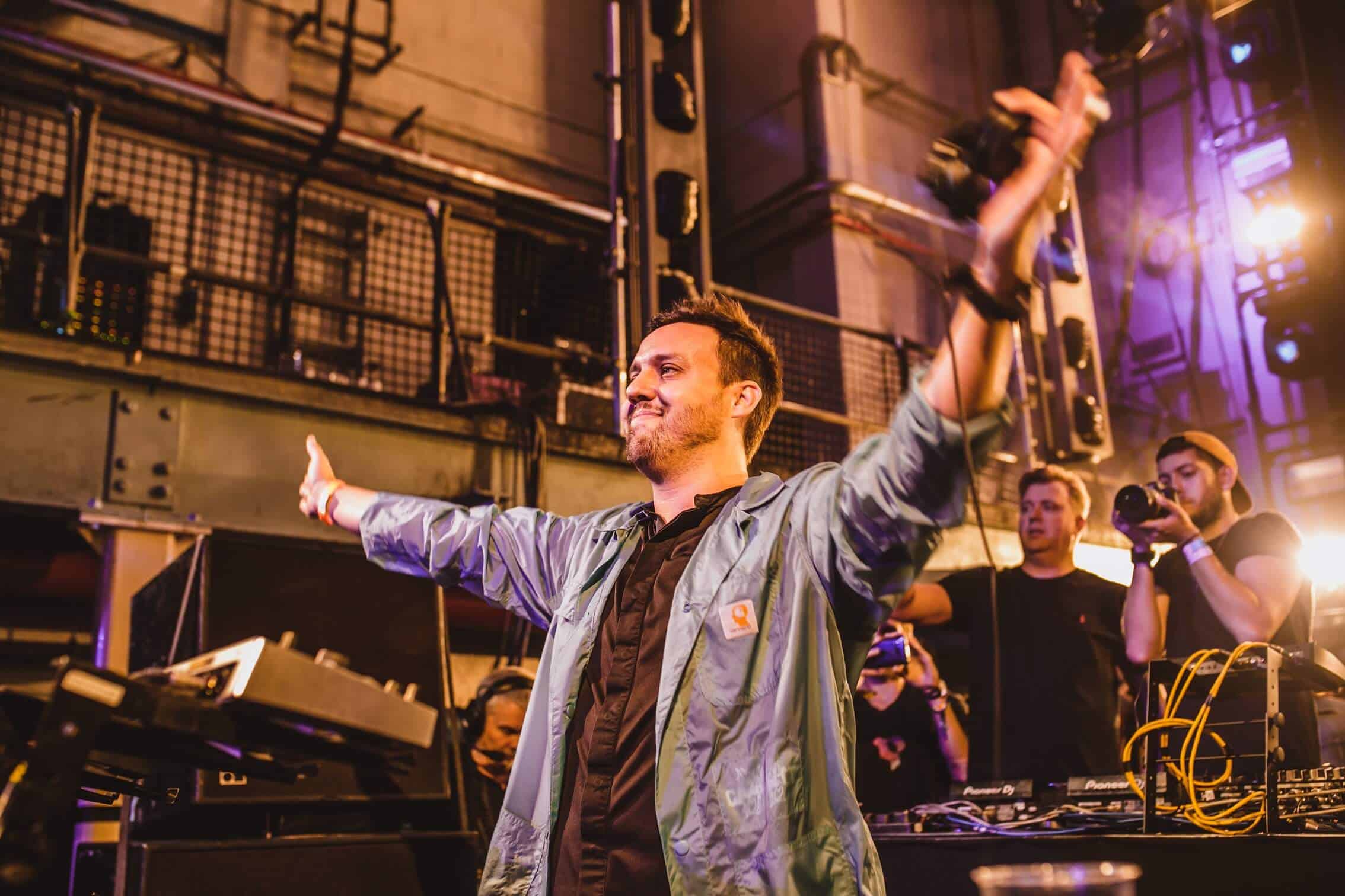 Maceo Plex、Knockdown Centerで数年ぶりのライブセットから感動的な瞬間をシェア
