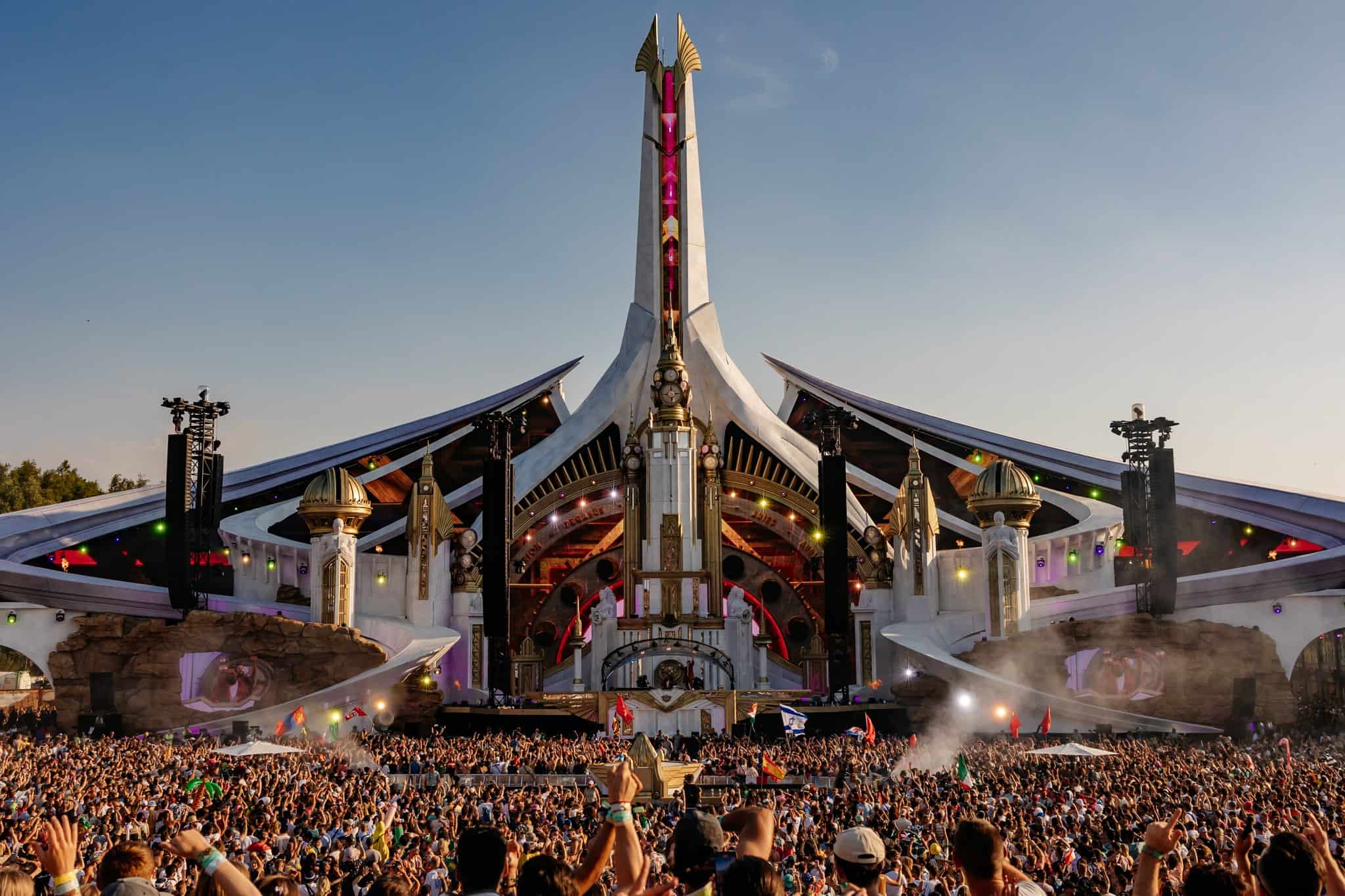 Tomorrowland stage design