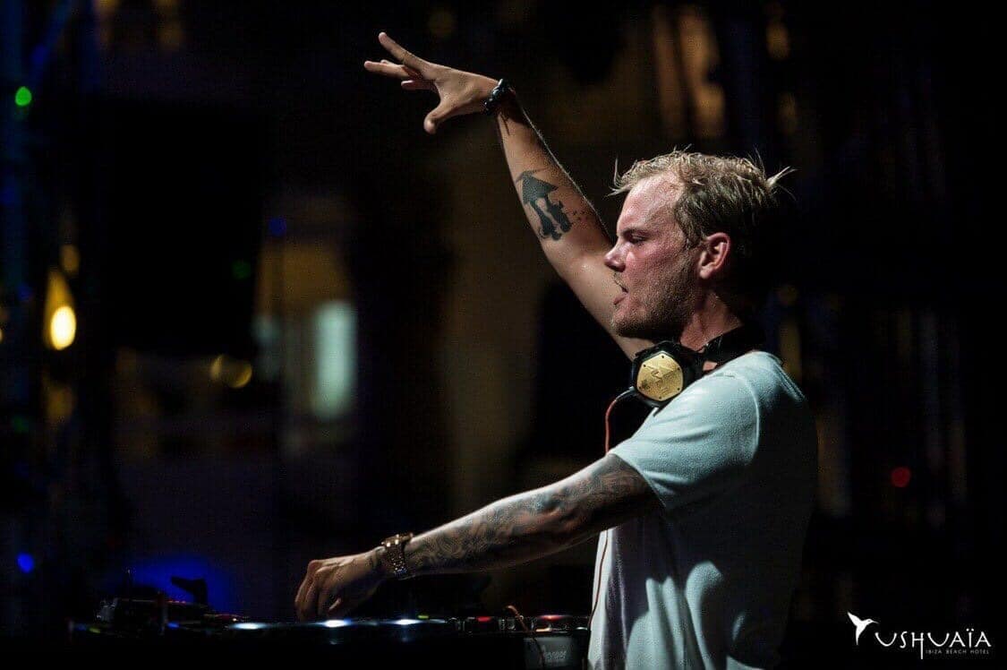 Avicii documentary in the works produced by Lawrence Bender