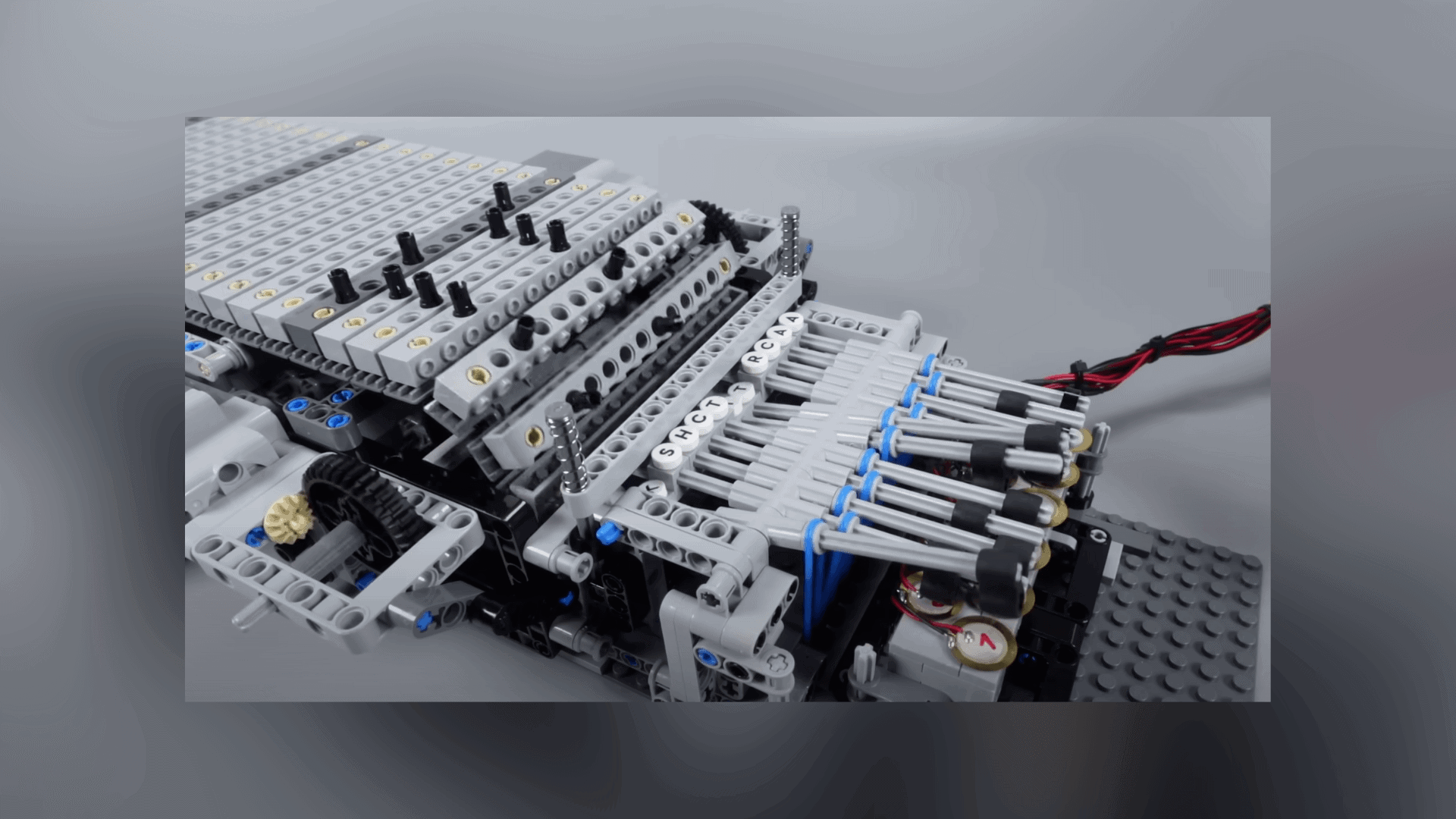 YouTuber builds Drum Machine out of Lego