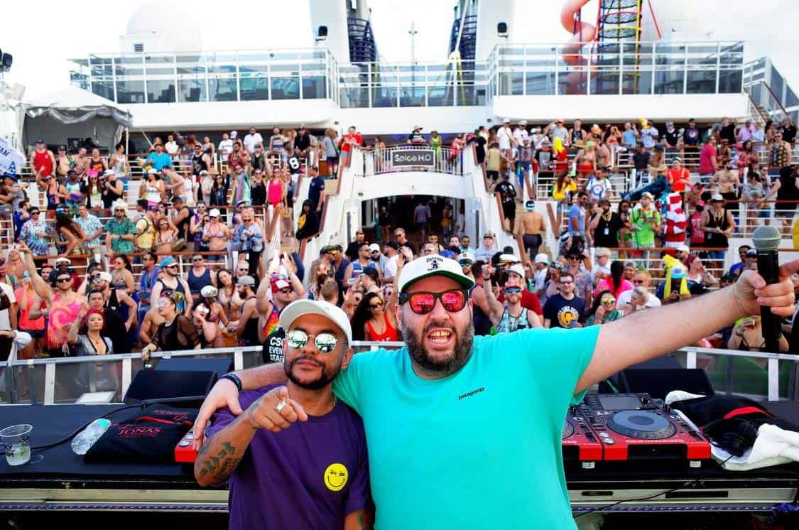Holy Ship! Wrecked 2022
