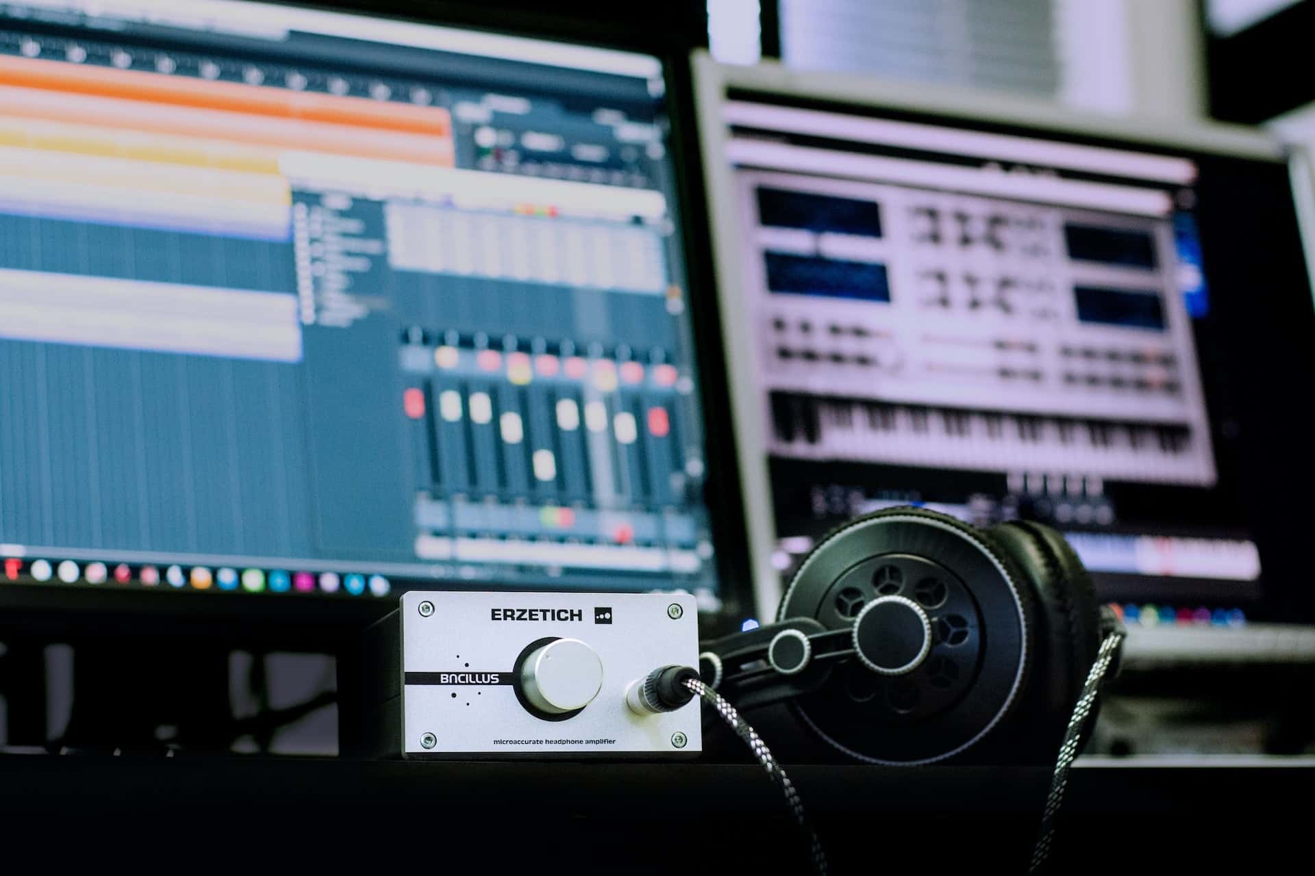 Converting your SoundCloud profile into a sustainable music career: expert tips and strategies