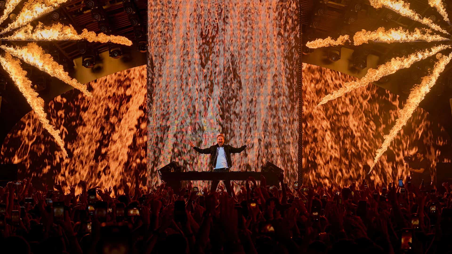 David Guetta premieres new Monolith show at Creamfields 2023: Watch