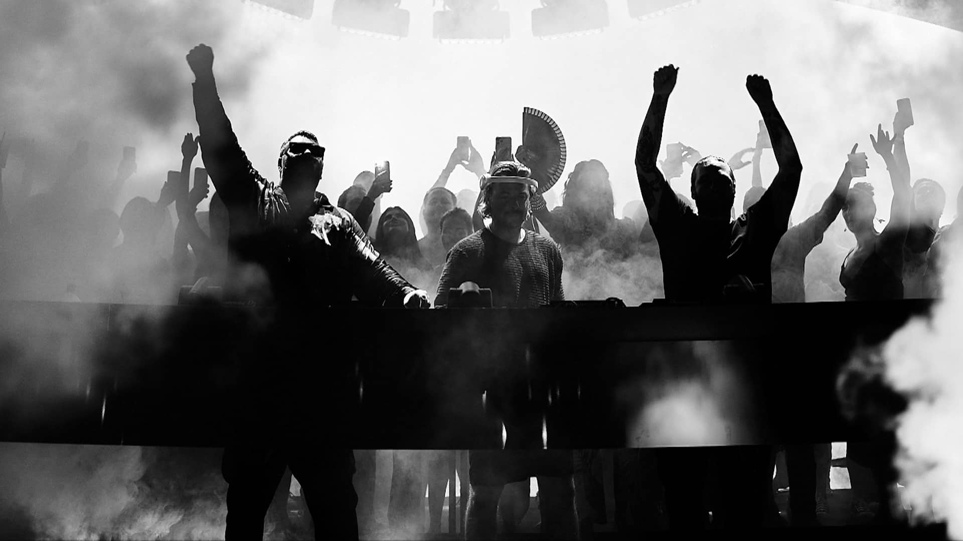 Swedish House Mafia play a new version of ‘Omen’ in Italy: Watch