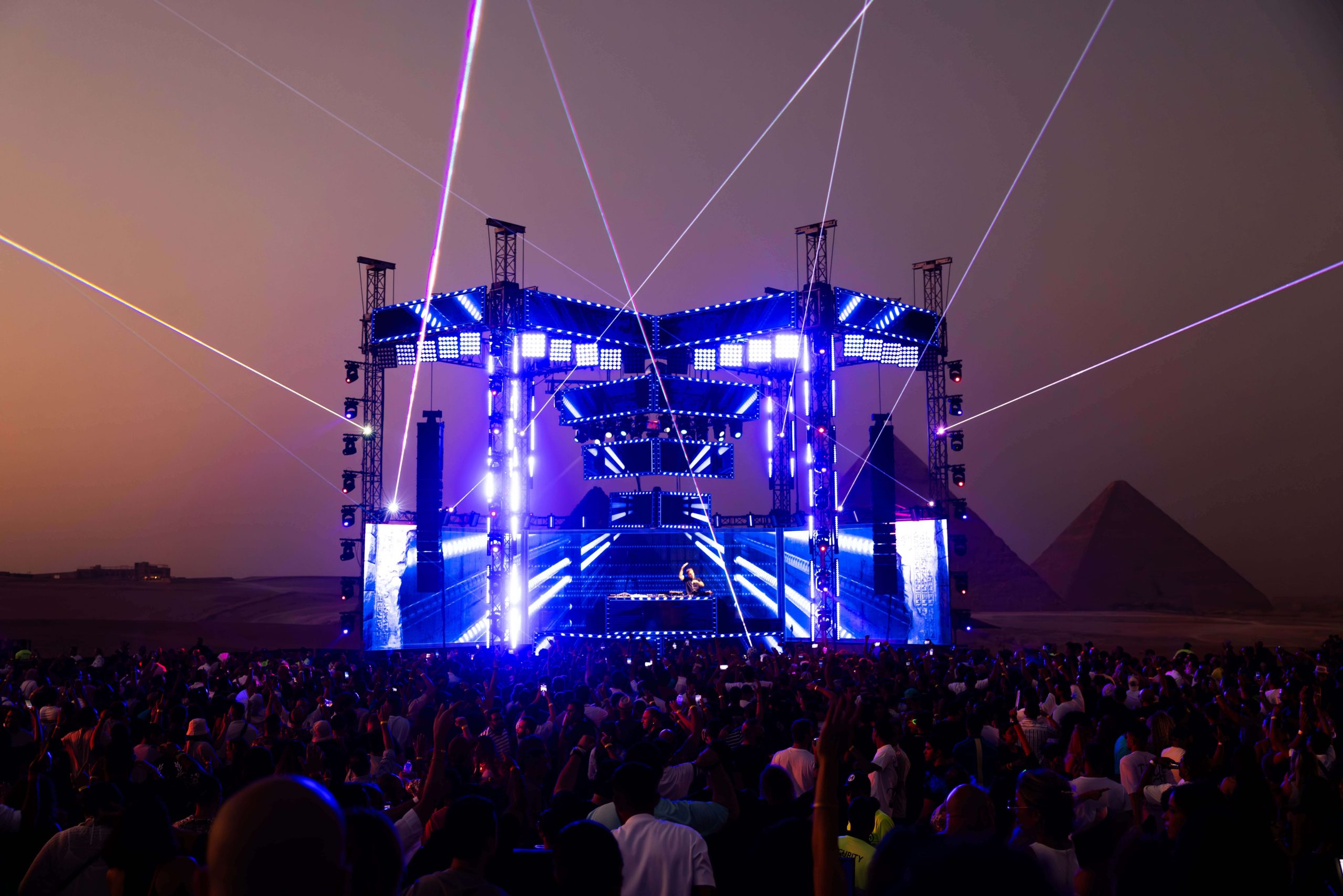 FSOE800 at The Great Pyramids of Giza: Aly & Fila put together historic event in stunning location