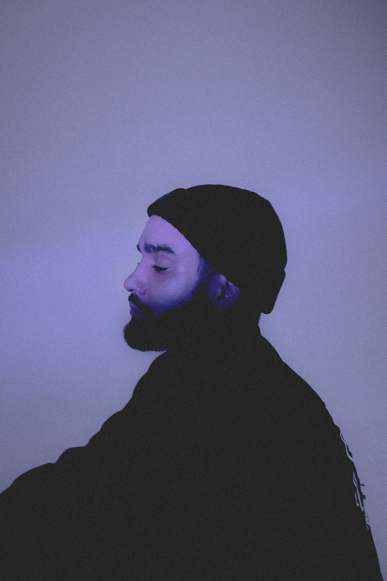 Grim Sickers & Rakjayとの冷徹なコラボレーション、グリット満載の'No Hibernation' EPが登場：リッスン