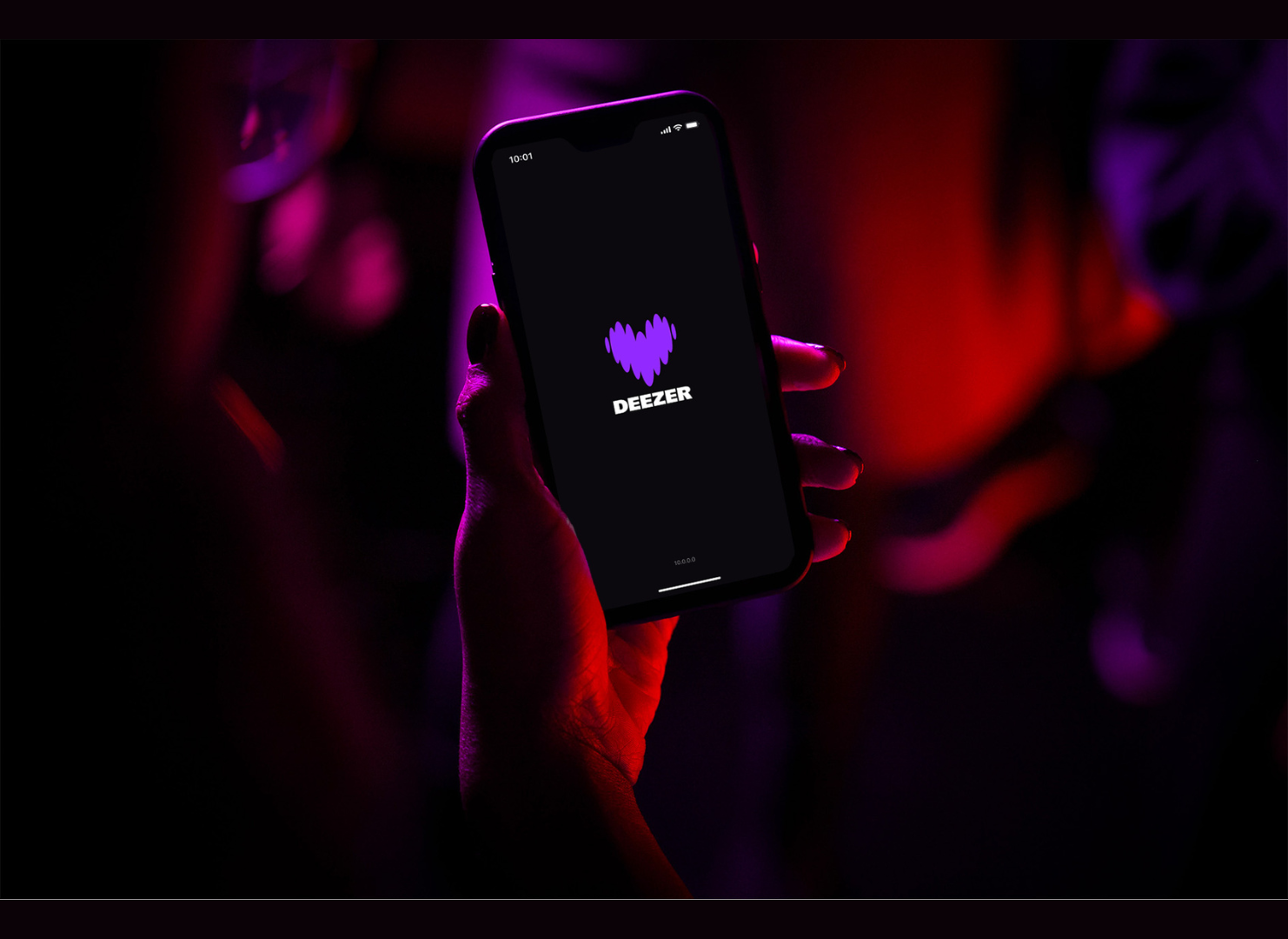 Deezerが初めてハンガリーのEJIにAI検出技術のライセンスを供与