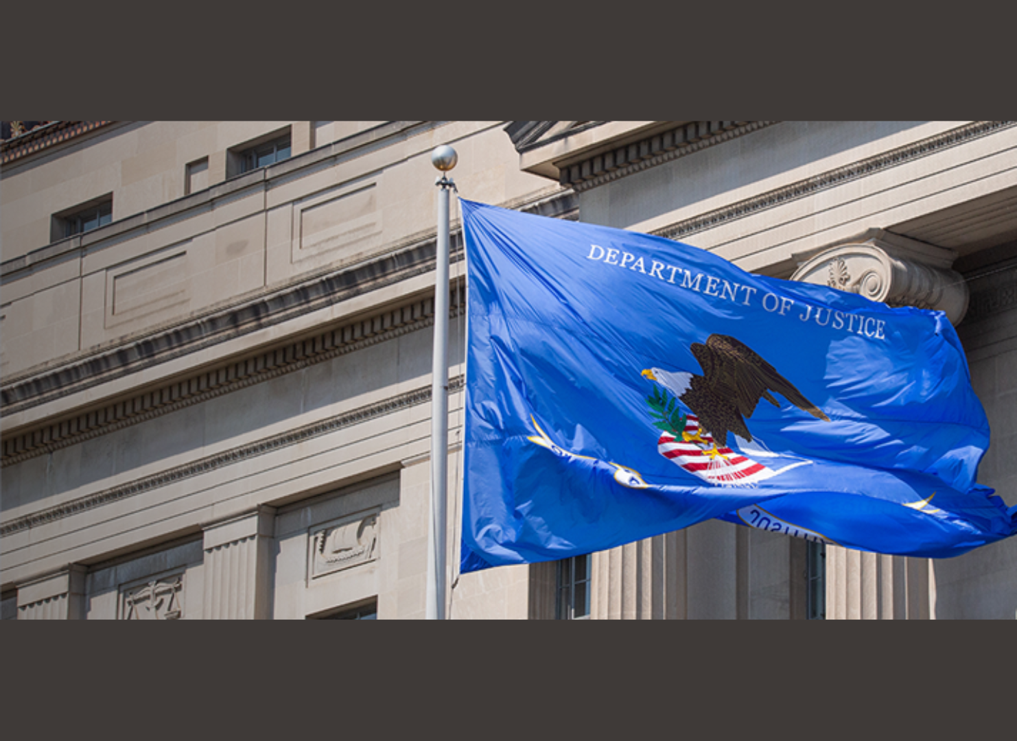 男性が800万ドルのAI音楽ストリーミング詐欺で有罪を認める