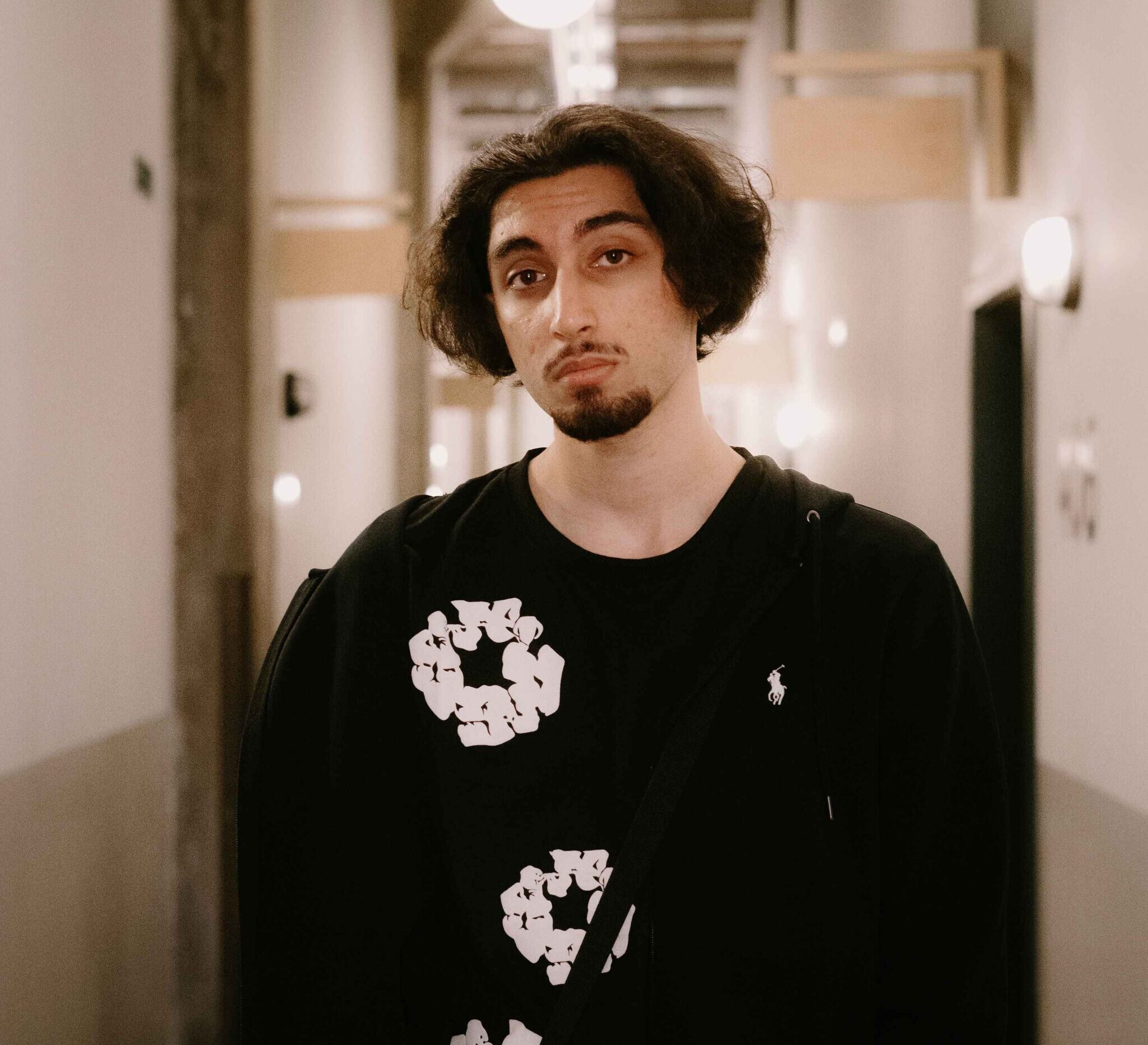 MXZI: Phonkの急速に台頭するアーティストの多才性