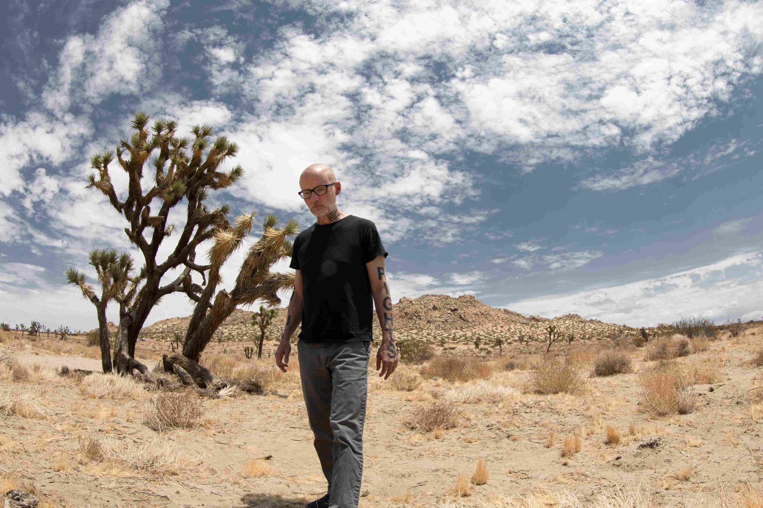 Moby『When It's Cold I'd Like To Die』リミックス・パッケージをリリース:リッスン