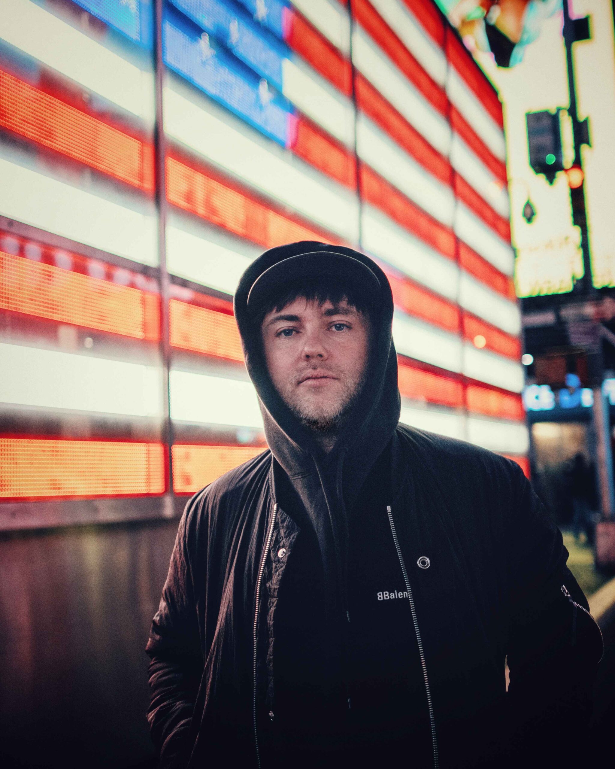 AENVR、Animarum Blackで新たなテクノ章を開く『Drive』をリリース：リッスン