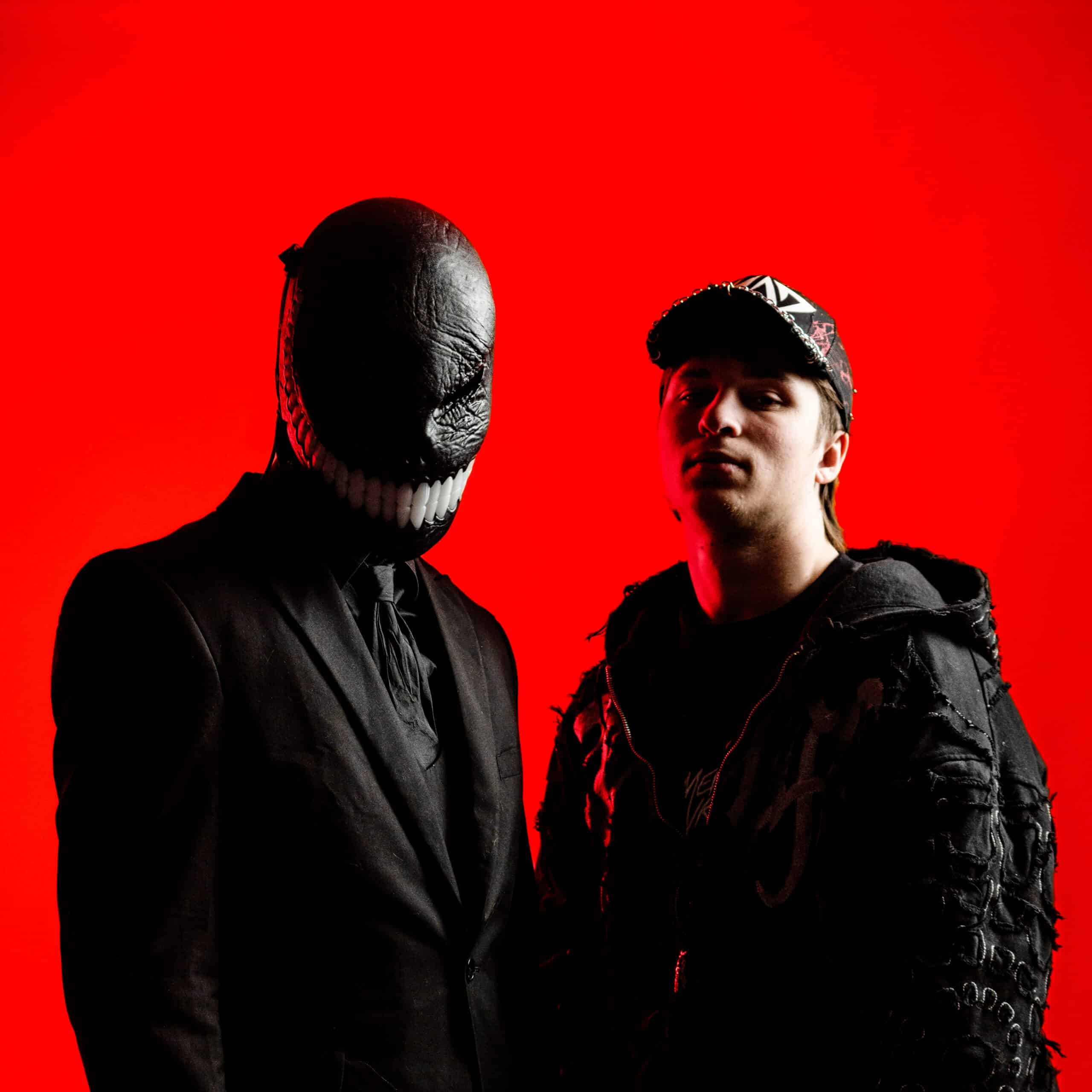 MAD DUBZ と VKTM が 'HANDS UP' で新時代へ突入：試聴する